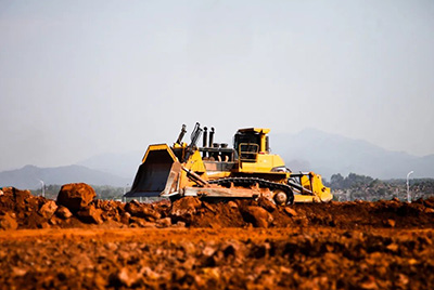 2023全球工程機(jī)械制造商50強(qiáng)排行榜（Yellow Table 2023）公布，山推再度上榜，位列第31位，較去年名次上升2位，成為唯一一家排名上升的中國(guó)工程機(jī)械品牌